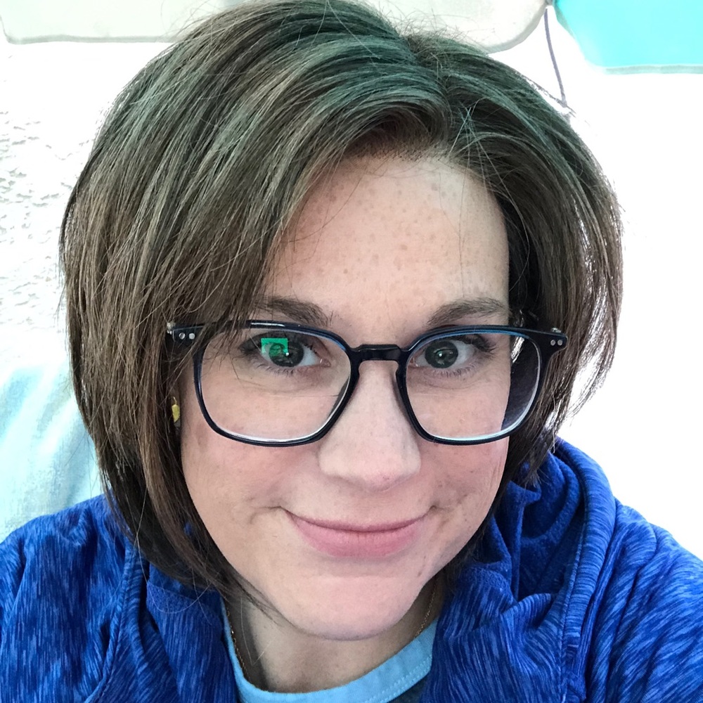 Meet your Posher, Lori